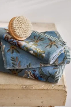 Pip Studio Badhanddoek Secret Garden 55X100Cm Blauw Hot