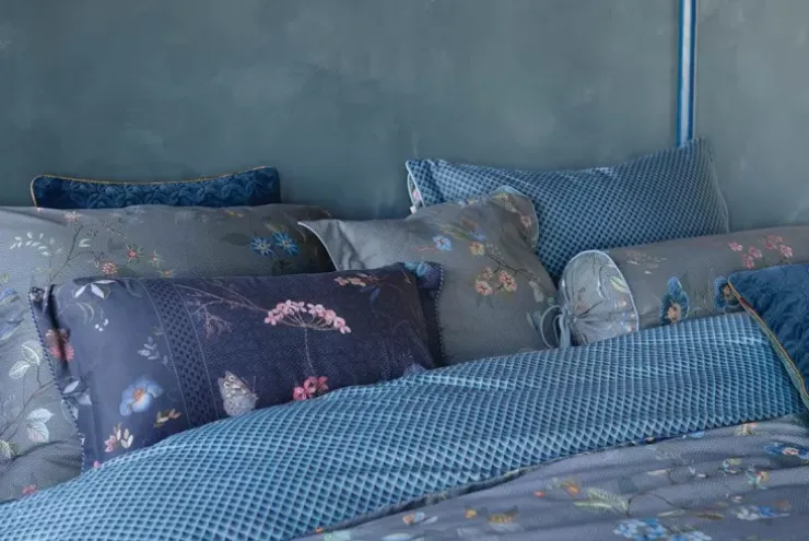 Pip Studio Kussensloop Kawai Flower Blauw Online