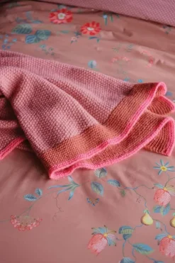 Pip Studio Throw Bonnuit Roze Hot